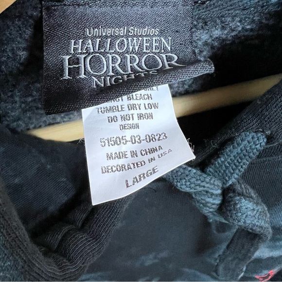 2023 Halloween Horror Nights Universal Studios Pullover Hoodie Large - Picture 5 of 6